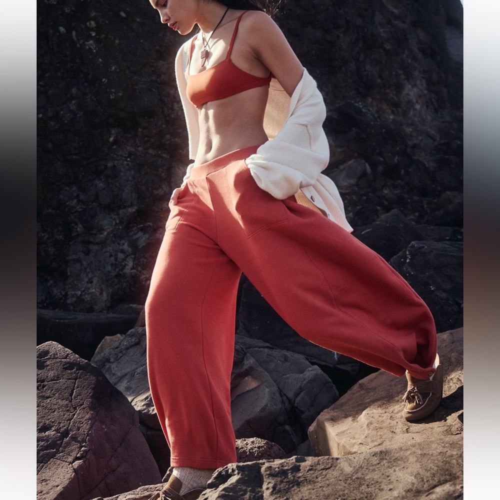 FREE PEOPLE FREE-EST MARINA BARREL PANTS SIZE XS-S MSRP $78.00 NWT - Picture 3 of 12